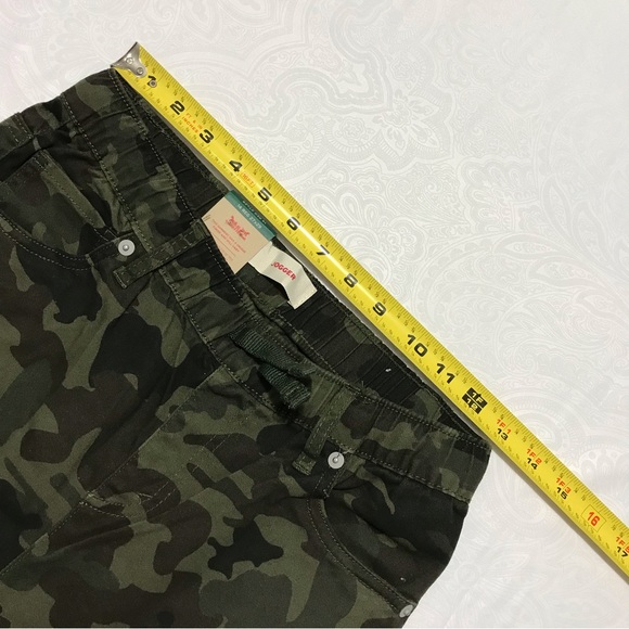 Levi’s | Camo Joggers Jeans For boys sz 16 - Picture 2 of 7